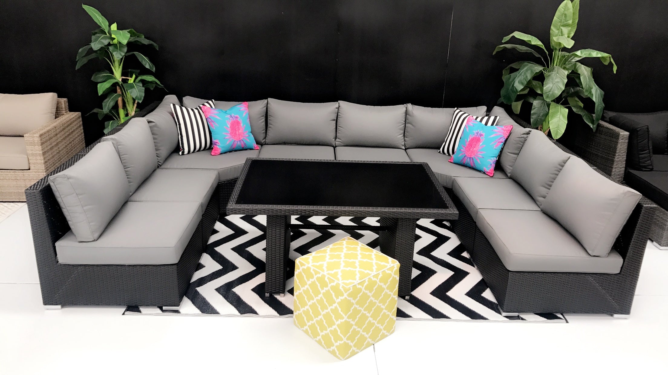 Amalfi Showroom Picture