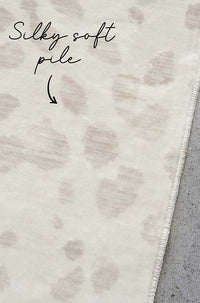 Revive Mila Natural Rug - Machine Washable