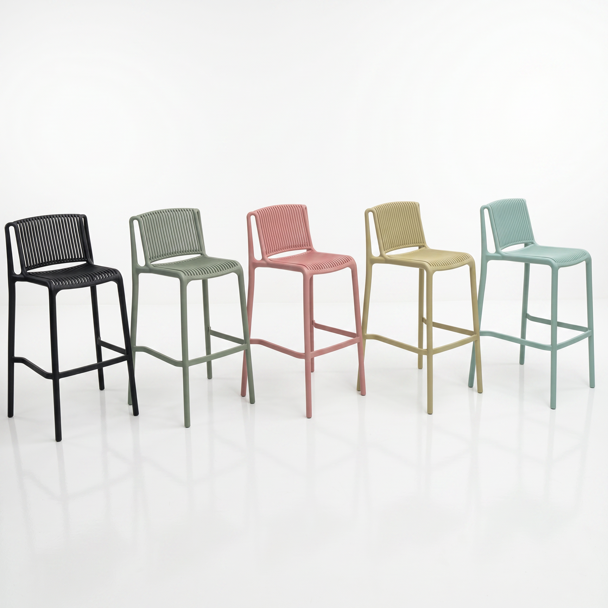 Cali PP Bar Stool - Razzino Furniture